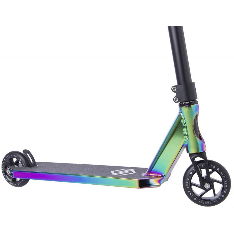 Striker Lux Rainbow Deck Trottinette Freestyle 5 Striker Lux Rainbow Deck Trottinette Freestyle – Image 3