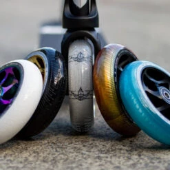 Tri Bearing 120mm X 30mm Roue Blunt Scooter -Magasin De Skate De Qualité tri bearing roue blunt scooter 2