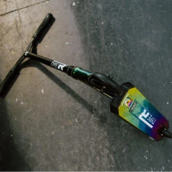 Trotinette Freestyle ROOT Type R Rocket Fuel -Magasin De Skate De Qualité trotinette freestyle root type r rocket fuel 3